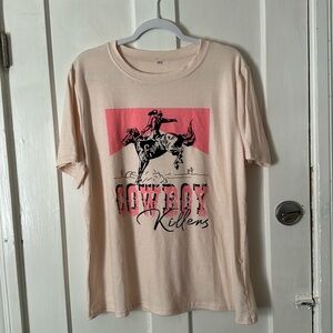 Women’s graphic tee